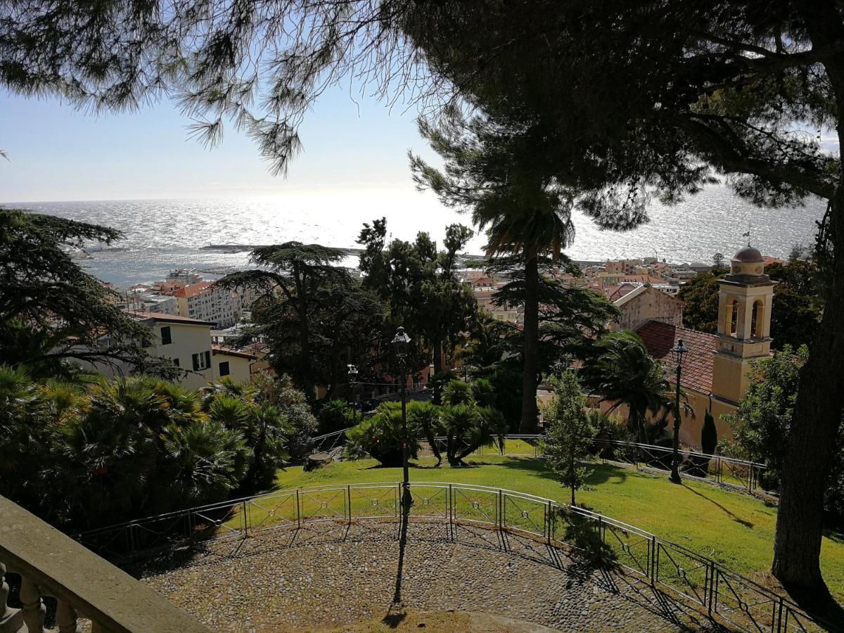 Nuova! Al centro della Città nei vicoli del Borgo Sanremo Esterno foto