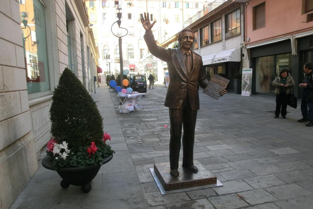 Nuova! Al centro della Città nei vicoli del Borgo Sanremo Esterno foto